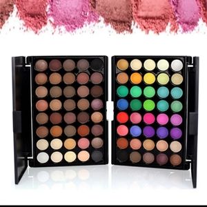 40 Color Eyeshadow Palette. SHE IS HERE ORDER NOW